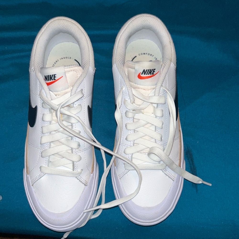 Nike court legacy shoes